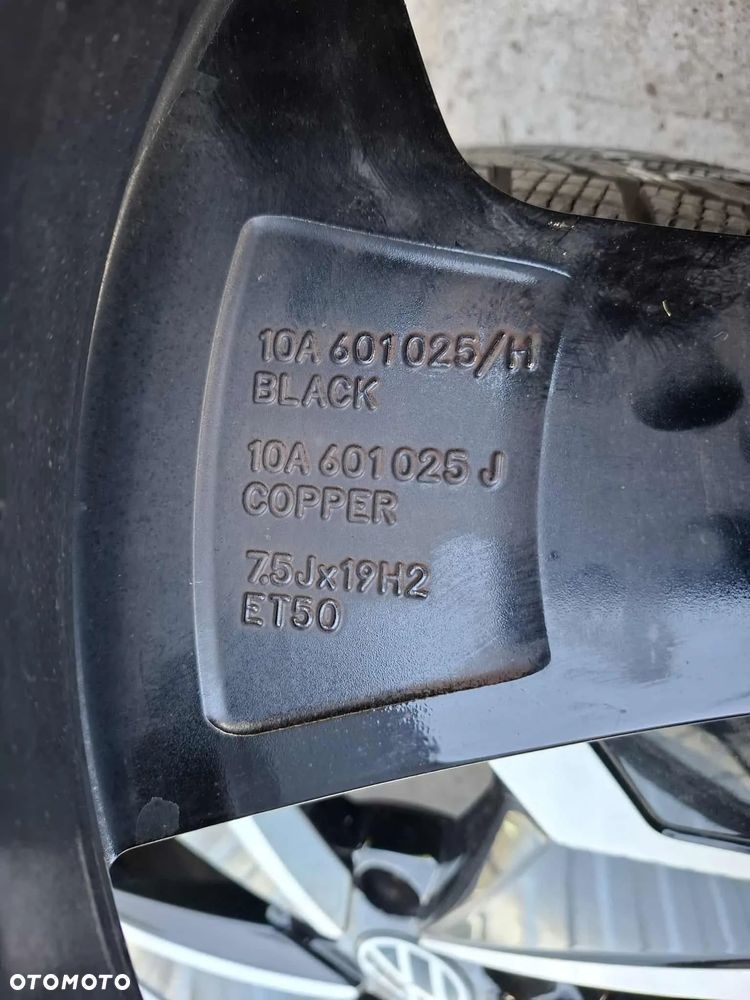 KOŁA ZIMOWE ALUMINIOWE R19 ID3 ID4 10a601025h 7,5 x19 ET50 5x112 OPONY GOODYEAR JAK NOWE - 12