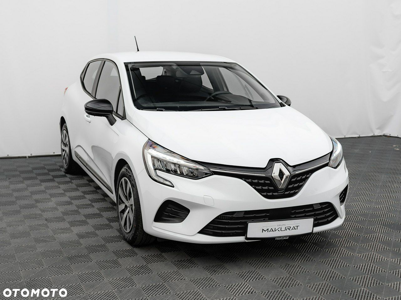 Renault Clio 1.0 TCe Equilibre - 4