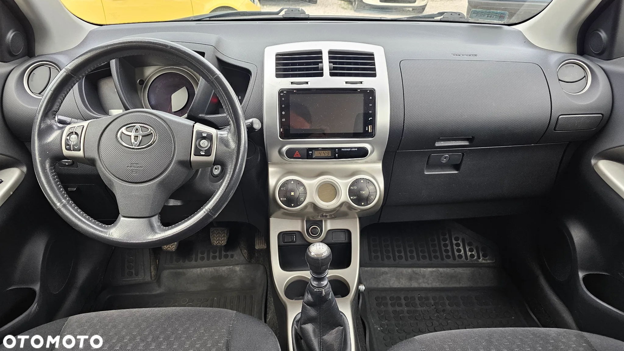 Toyota Urban Cruiser 1.33 Sol EU5 - 7