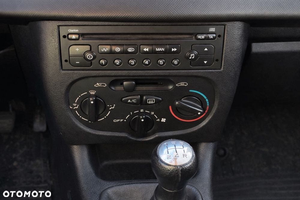 Peugeot 206 plus - 8