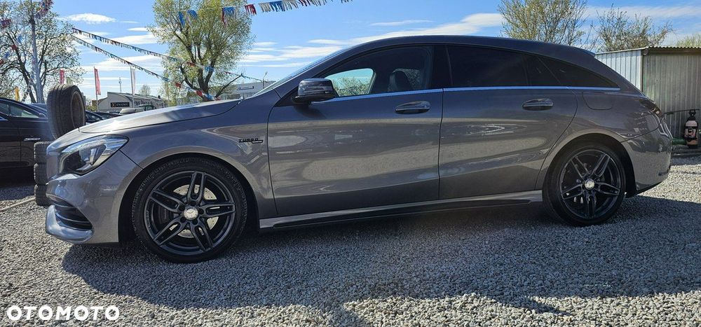 Mercedes-Benz CLA - 22