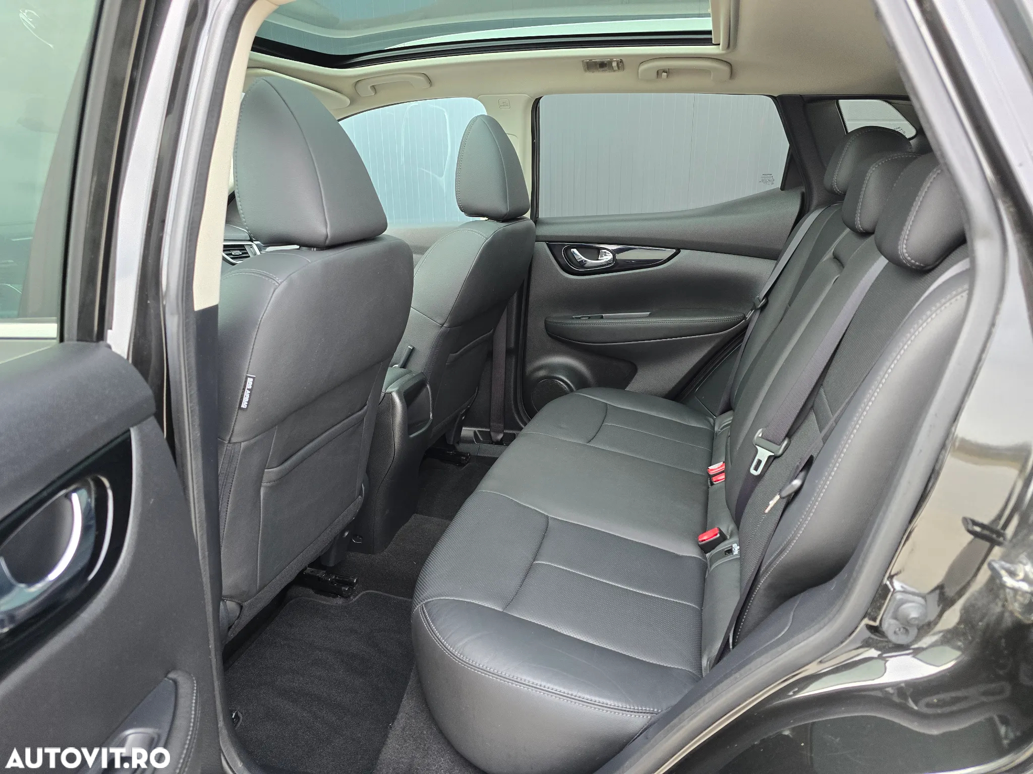 Nissan Qashqai 1.5 DCI TEKNA+ - 10