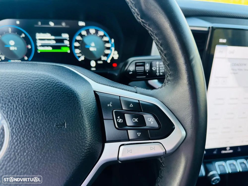 VW Amarok 2.0 TDi Auto Style - 32