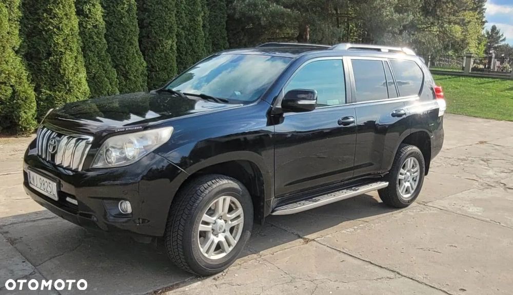 Toyota Land Cruiser - 2
