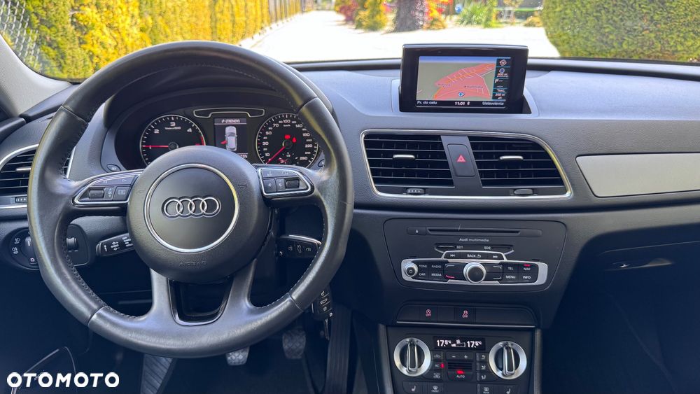 Audi Q3 - 30