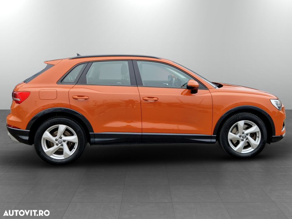 Audi Q3 2.0 40 TFSI S tronic quattro Advanced - 6