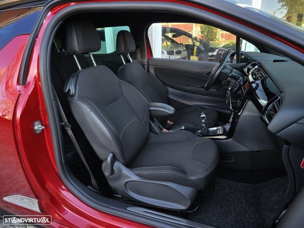 Citroën DS3 1.6 e-HDi So Chic - 17