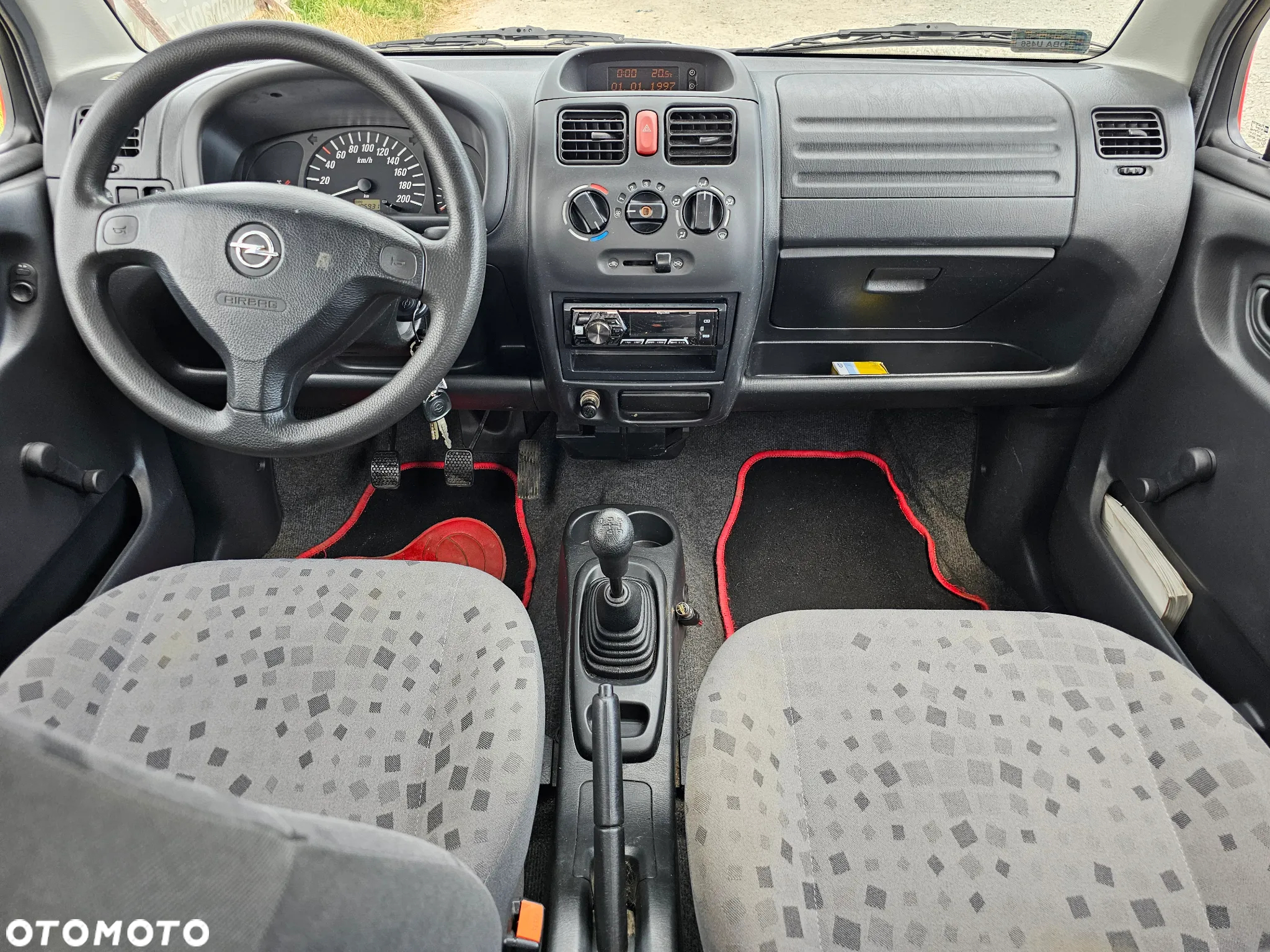 Opel Agila - 11
