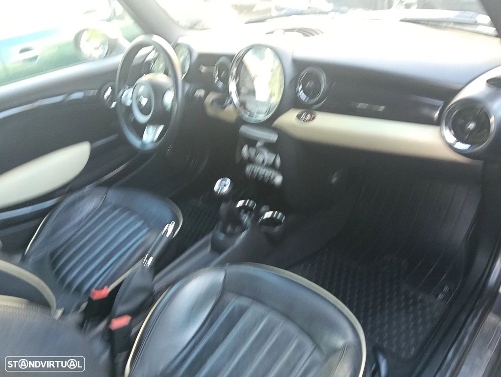 MINI Cabrio Cooper S - 12