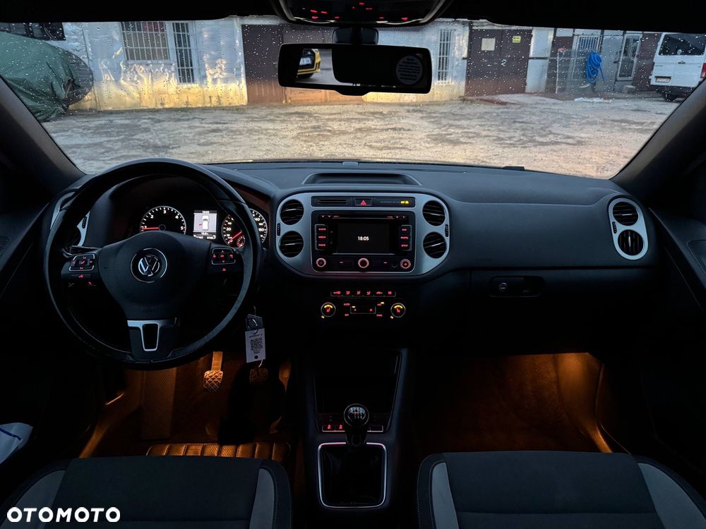 Volkswagen Tiguan - 22