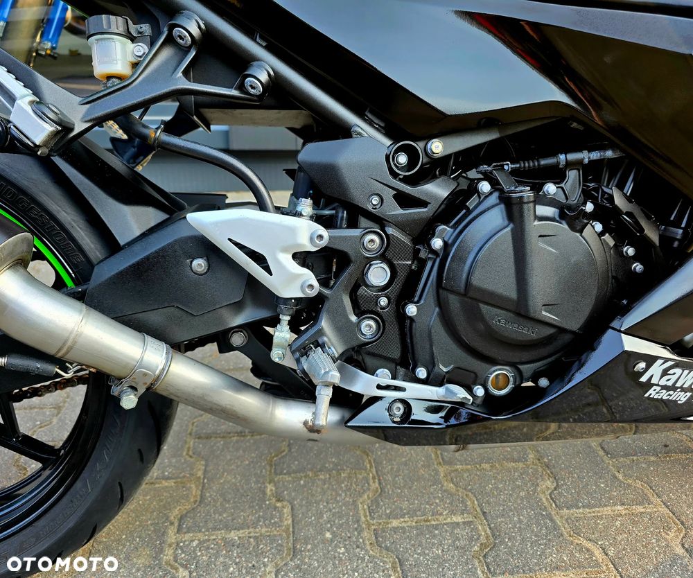 Kawasaki Ninja 400 - 14