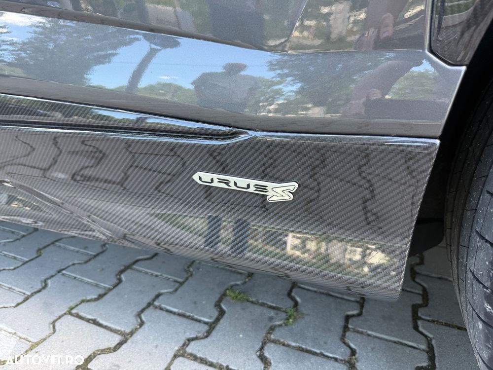 Lamborghini URUS - 8