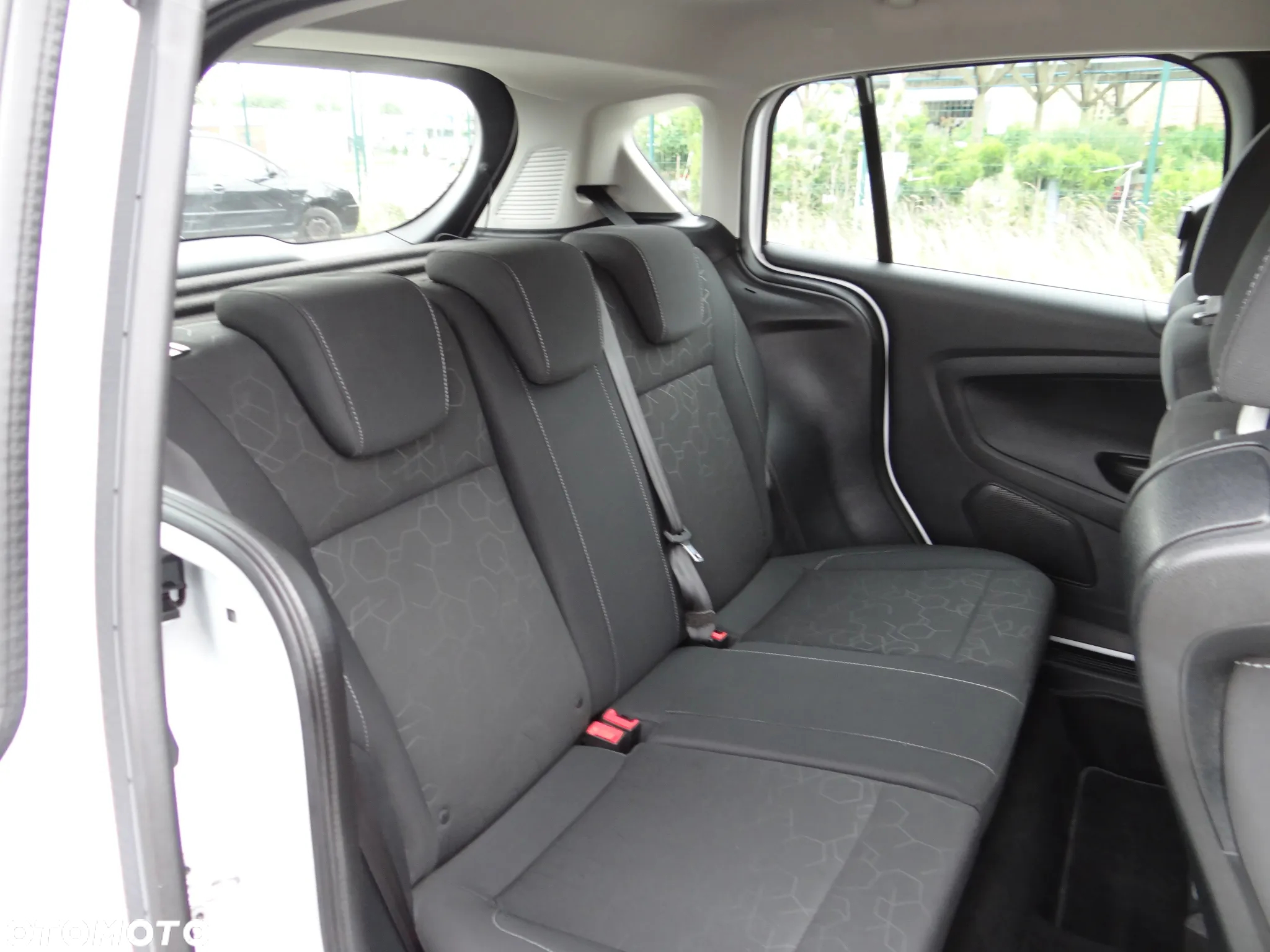 Ford B-MAX - 8