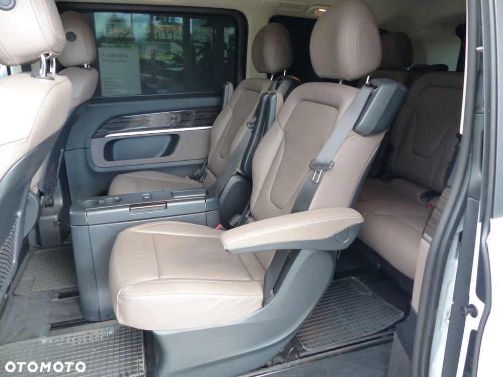 Mercedes-Benz Klasa V 300 d 4-Matic Avantgarde 9G-Tronic (d³ugi) - 28