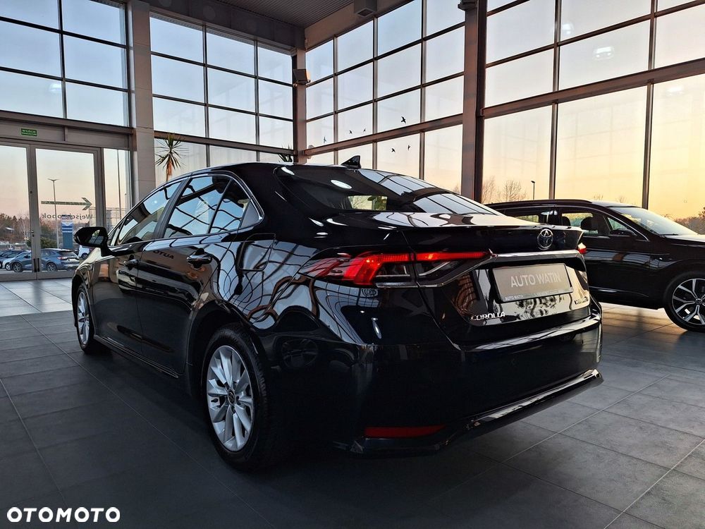 Toyota Corolla 1.8 Hybrid Comfort - 15