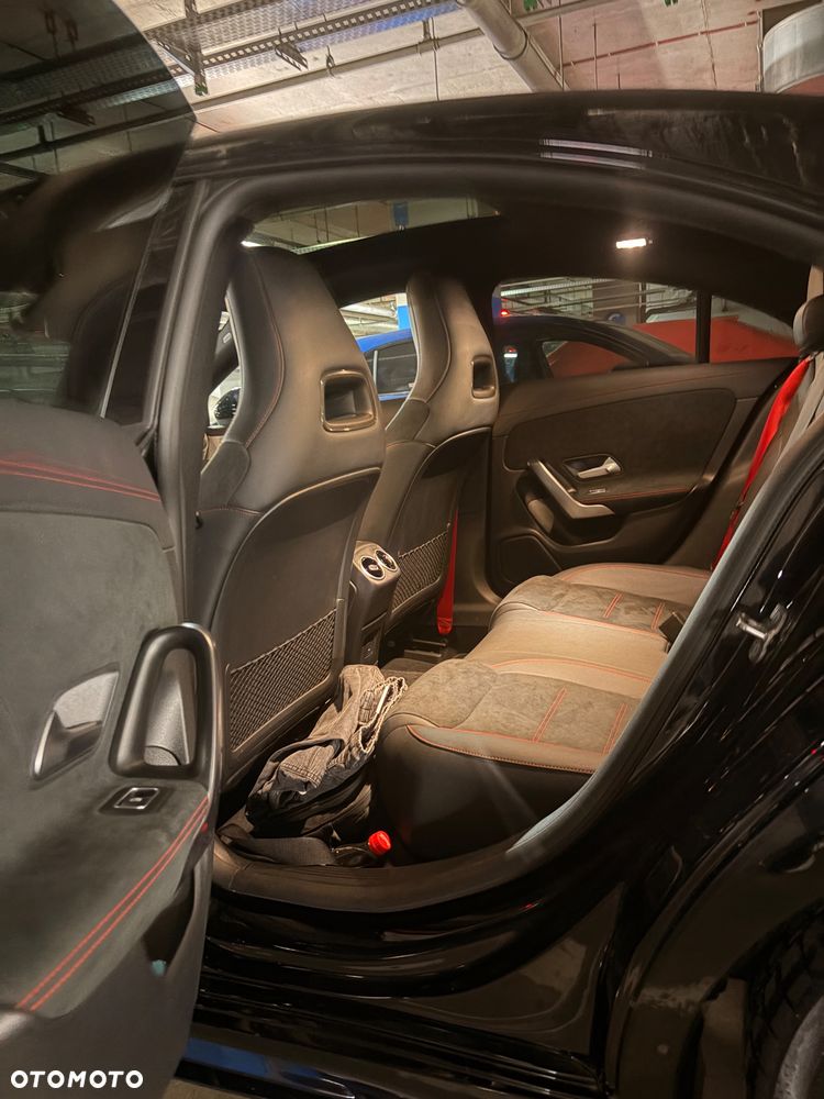 Mercedes-Benz CLA AMG 35 4-Matic 7G-DCT - 27