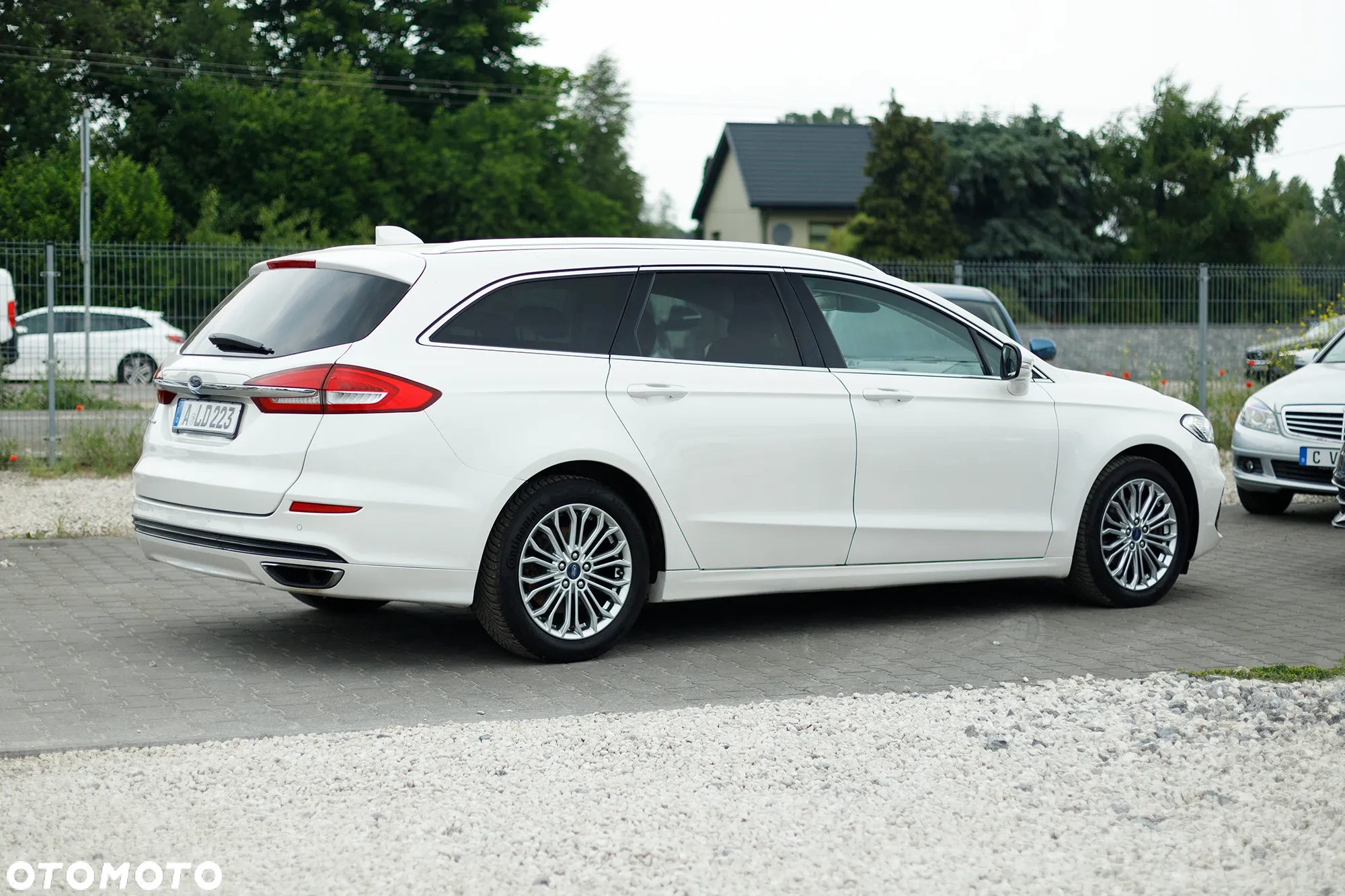 Ford Mondeo 2.0 EcoBlue Titanium - 14