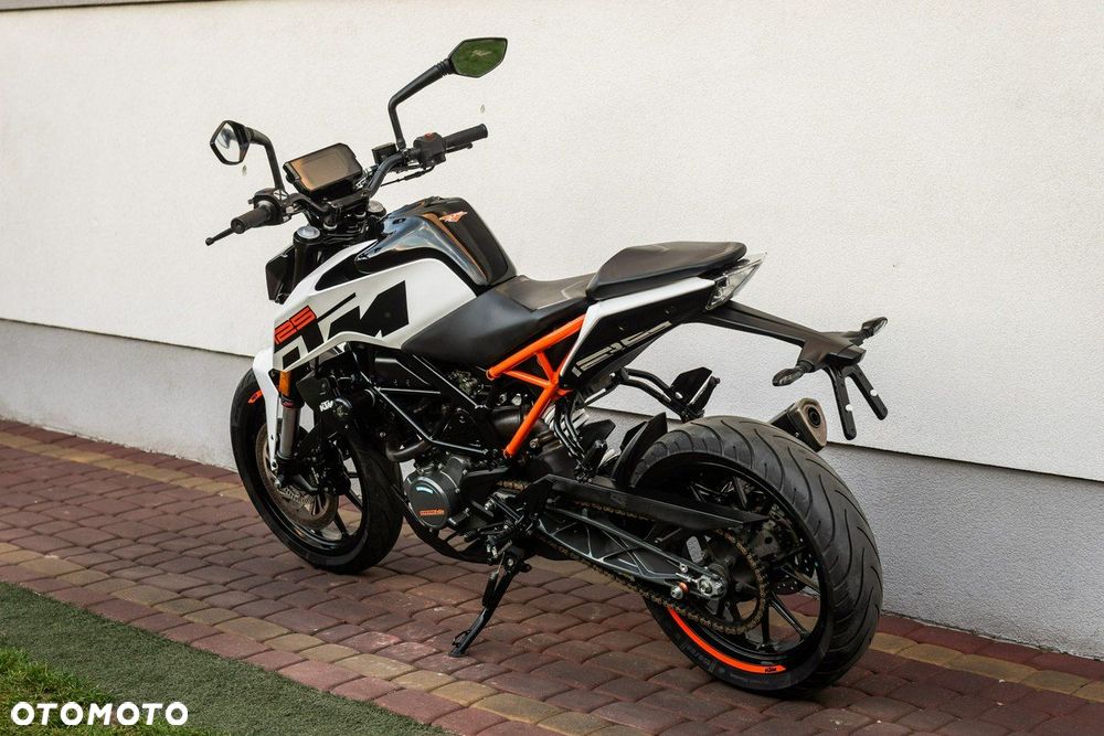 KTM Duke - 4
