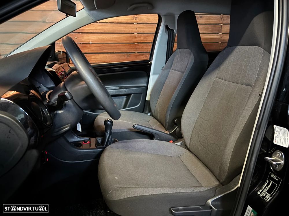 VW Up! - 5