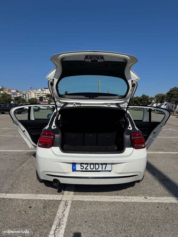 BMW 116 d Sport Line - 9
