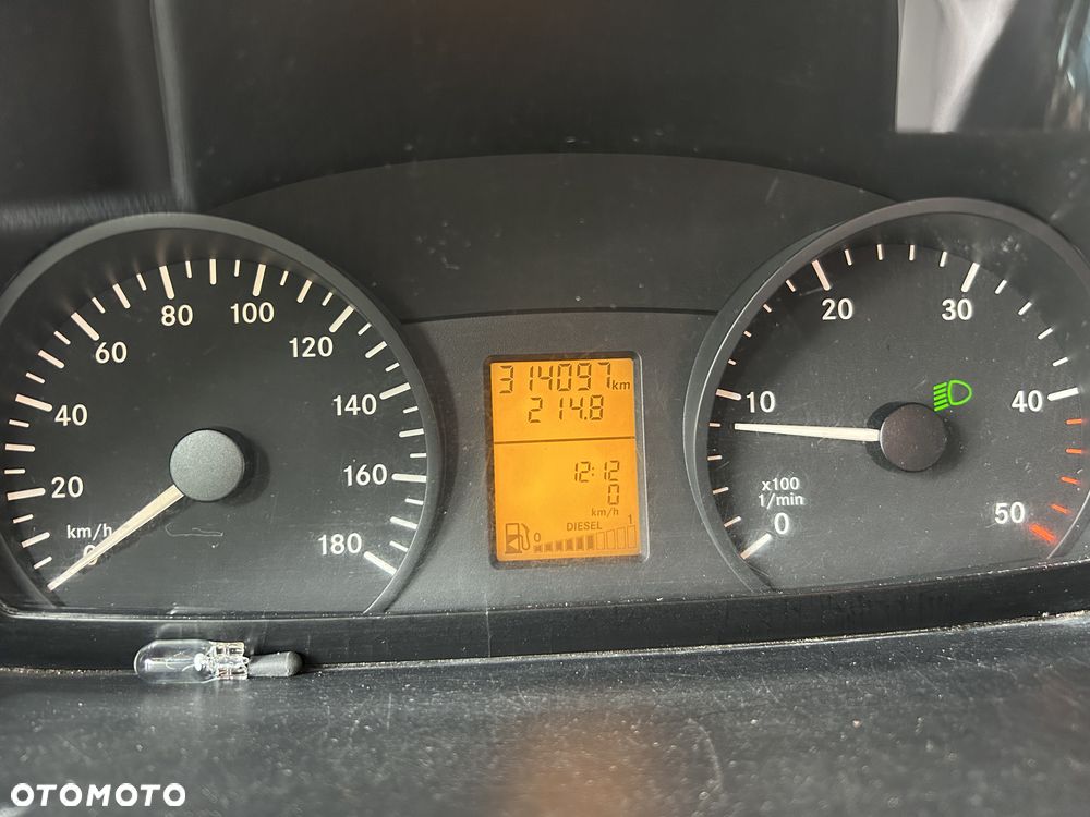 Mercedes-Benz Sprinter 515 - 10