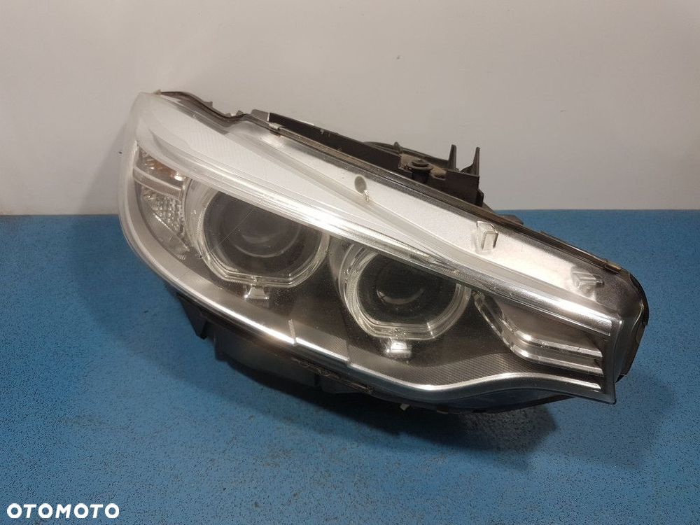 BMW 4 F36  REFLEKTOR PRAWY - 1
