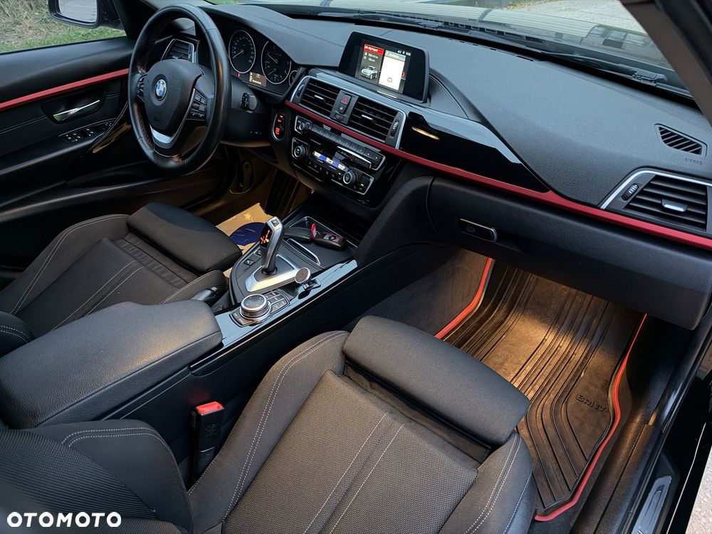 BMW Seria 3 320d Luxury Line sport - 27