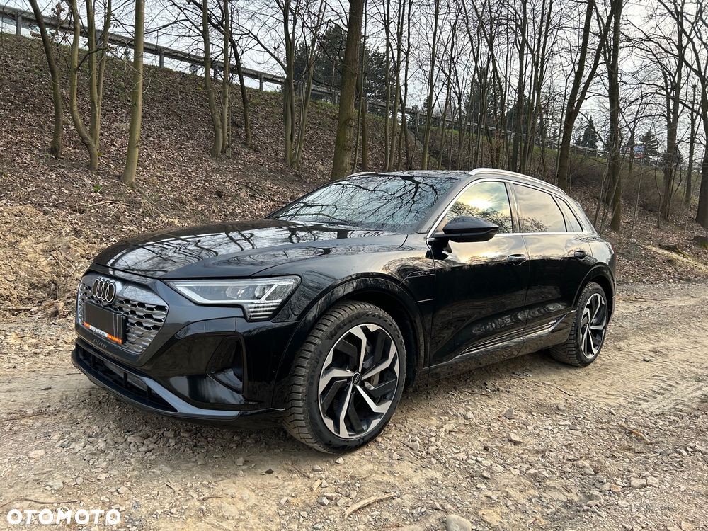 Audi Q8 - 2