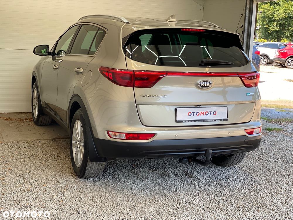 Kia Sportage 1.6 GDI 2WD DREAM-TEAM EDITION - 4