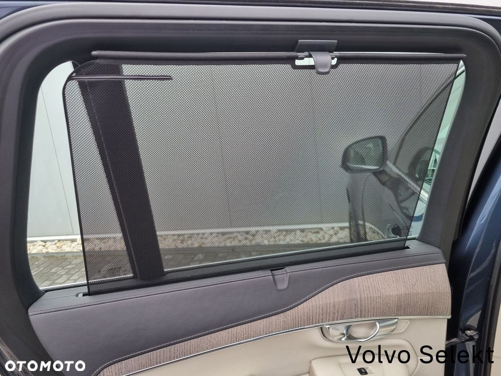 Volvo XC 90 B5 B AWD Plus Bright - 36
