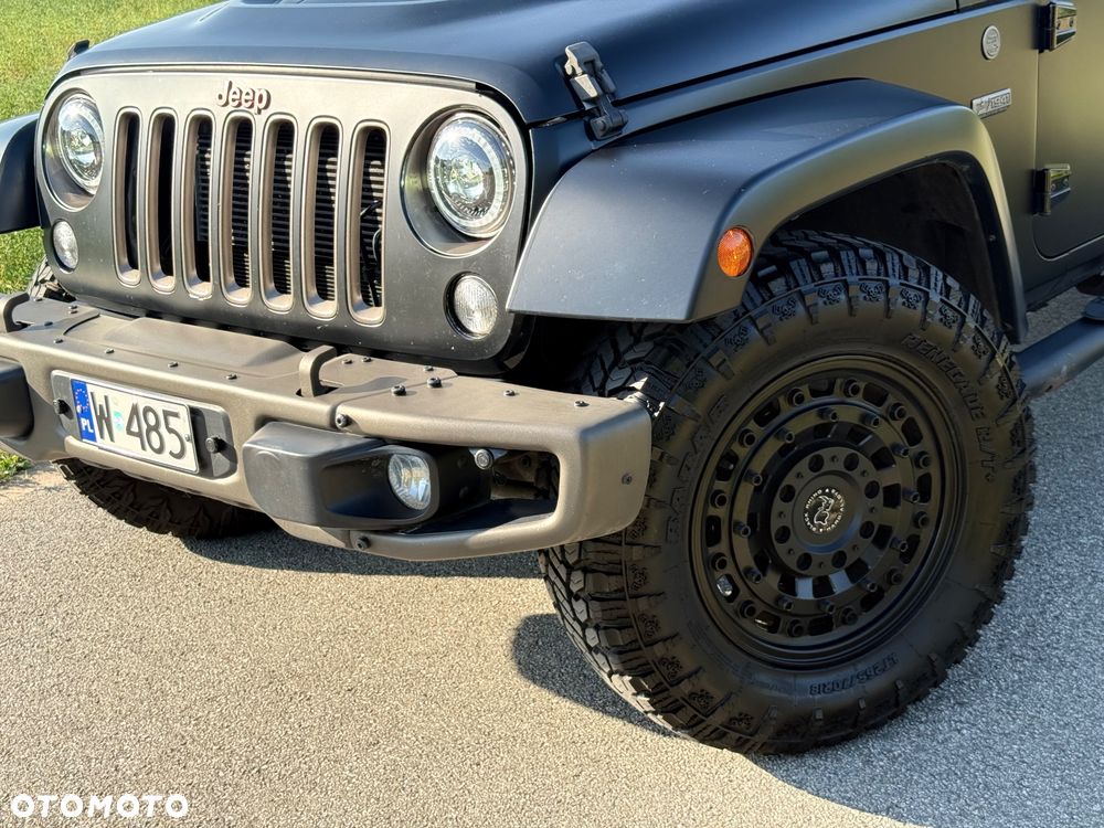 Jeep Wrangler 3.6 Unlim 75th Anniv - 5