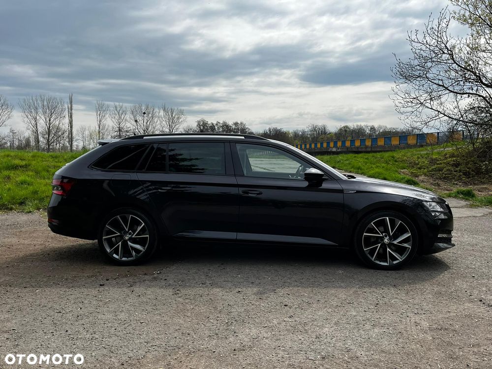 Skoda Superb 2.0 TDI SCR 4x4 Sportline DSG - 16