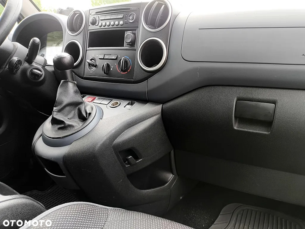 Peugeot Partner Tepee 90 Family - 27