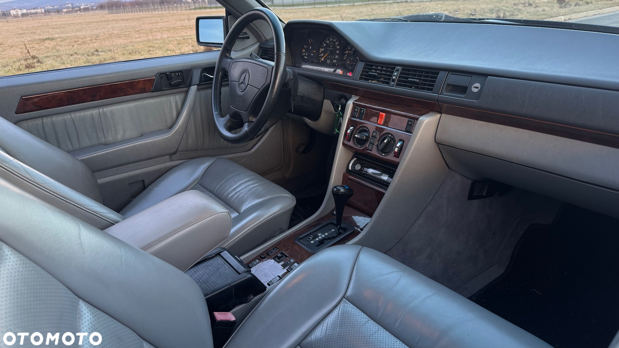 Mercedes-Benz W124 (1984-1993) - 15