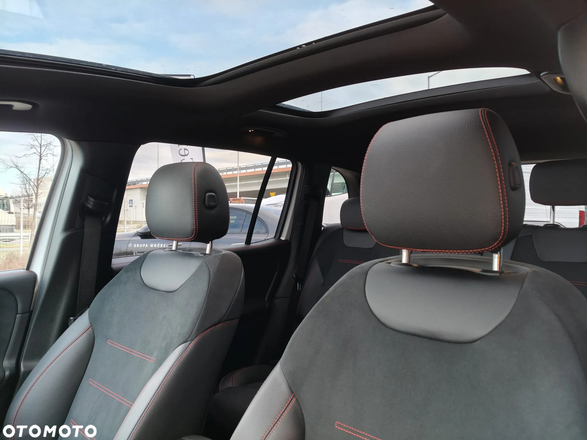 Mercedes-Benz GLB 200 d AMG Line 8G-DCT - 15