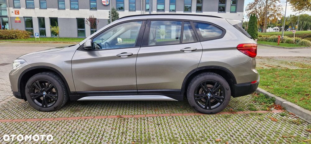 BMW X1 - 10