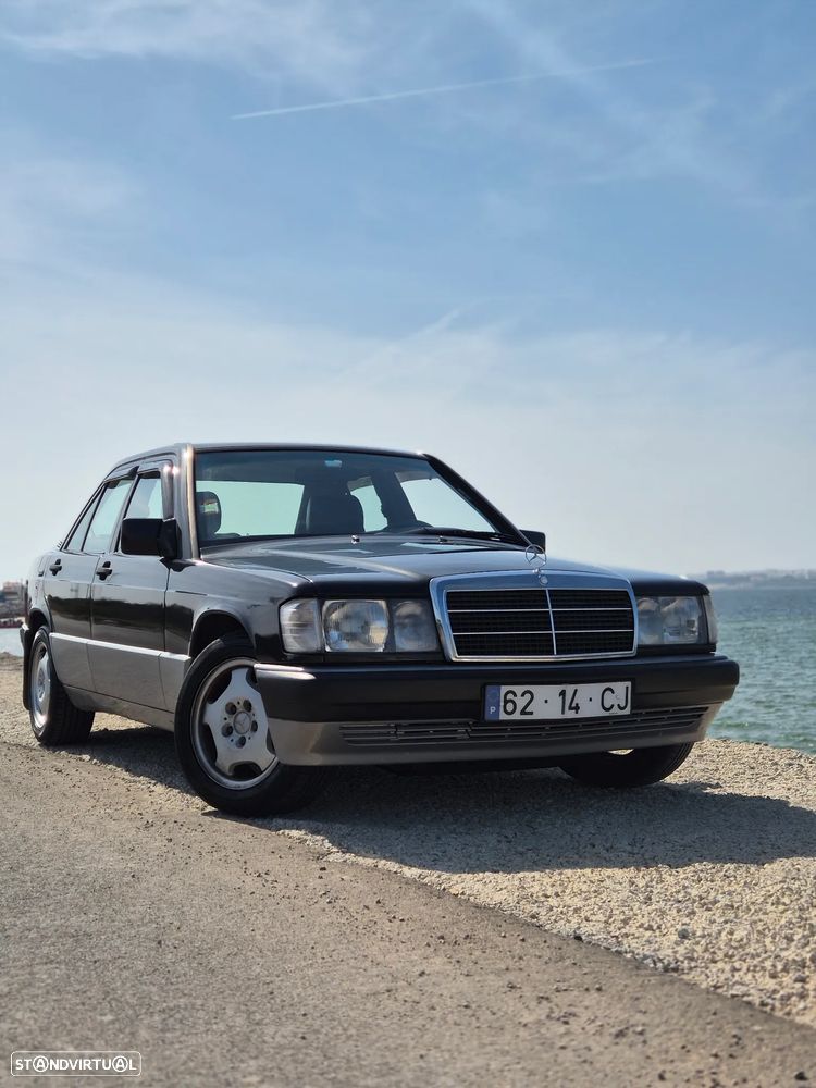 Mercedes-Benz W201 (1982-1993) - 1