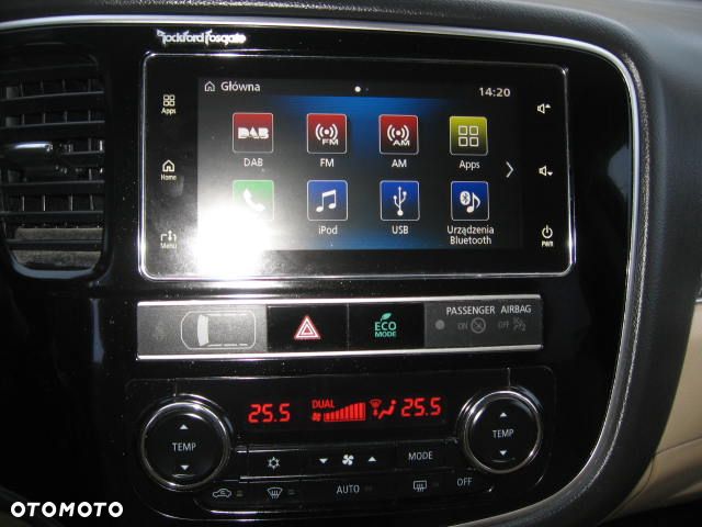 Mitsubishi Outlander 2.0 Intense + SDA 4WD CVT - 30