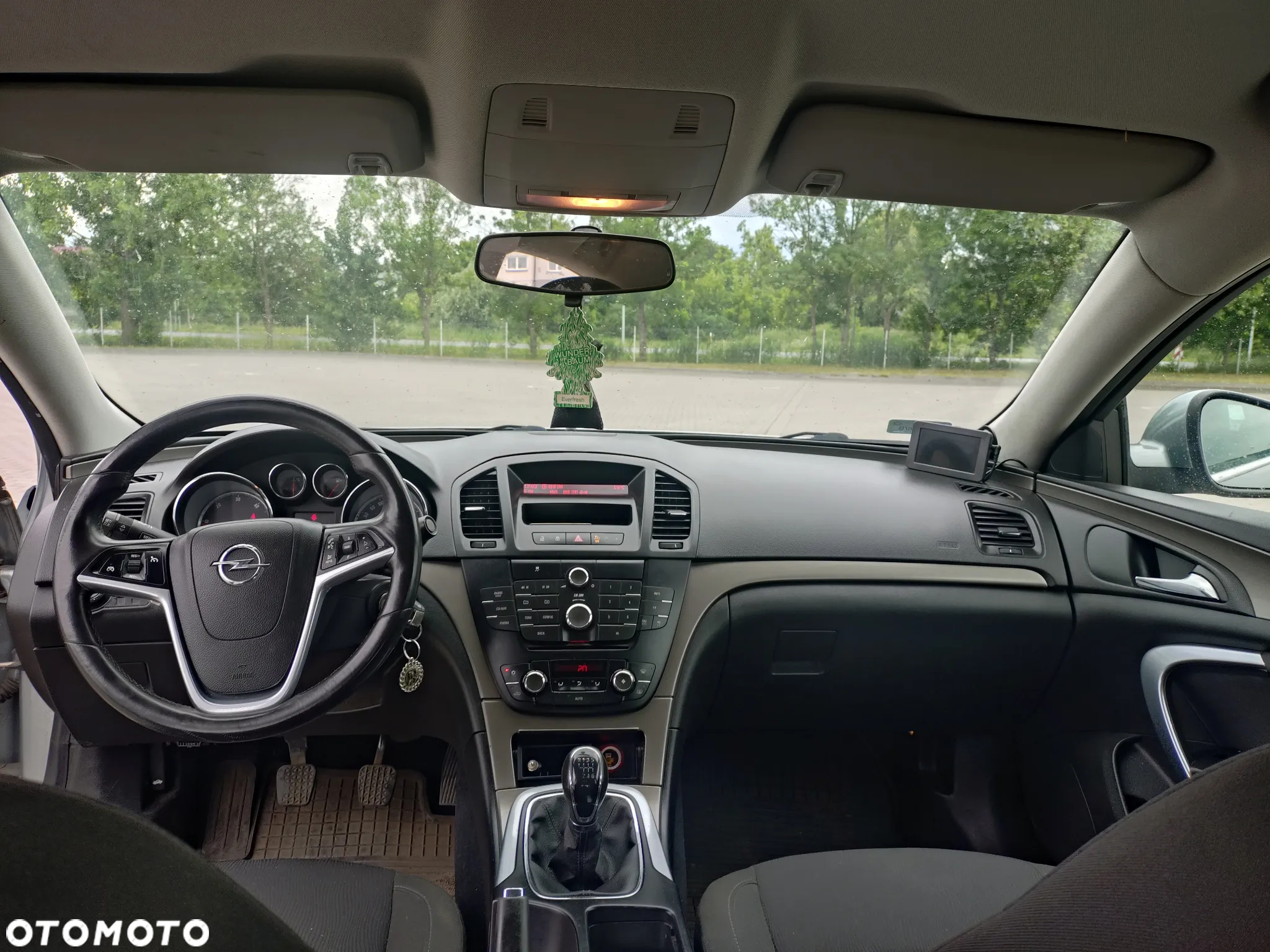 Opel Insignia 2.0 CDTI - 10