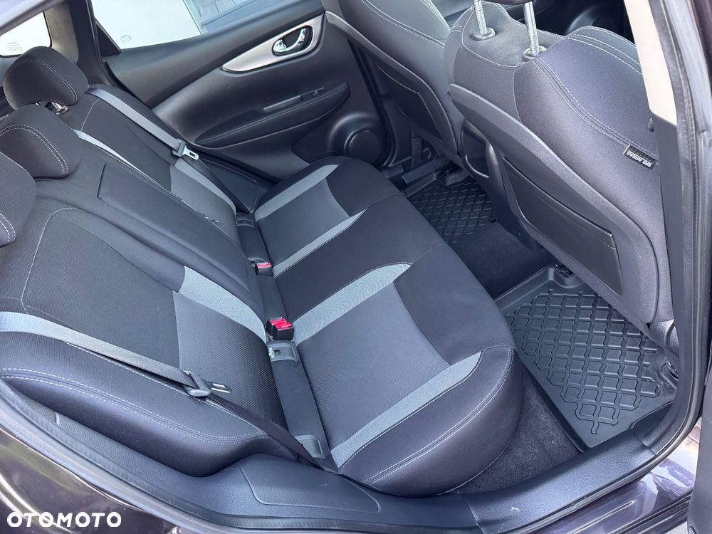 Nissan Qashqai 1.2 DIG-T N-Connecta - 20