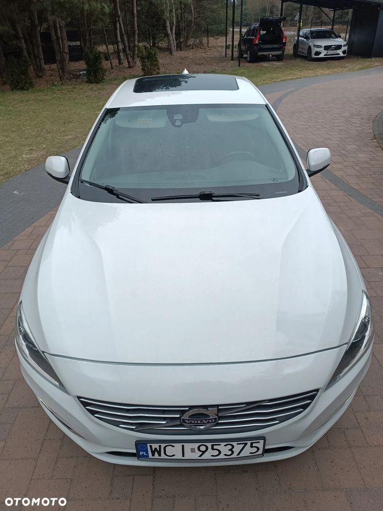 Volvo S60 T5 Drive-E Momentum - 17