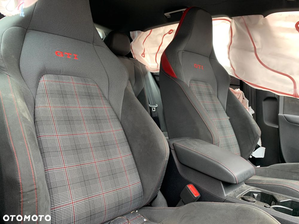 Volkswagen Golf 2.0 TSI OPF DSG GTI - 8