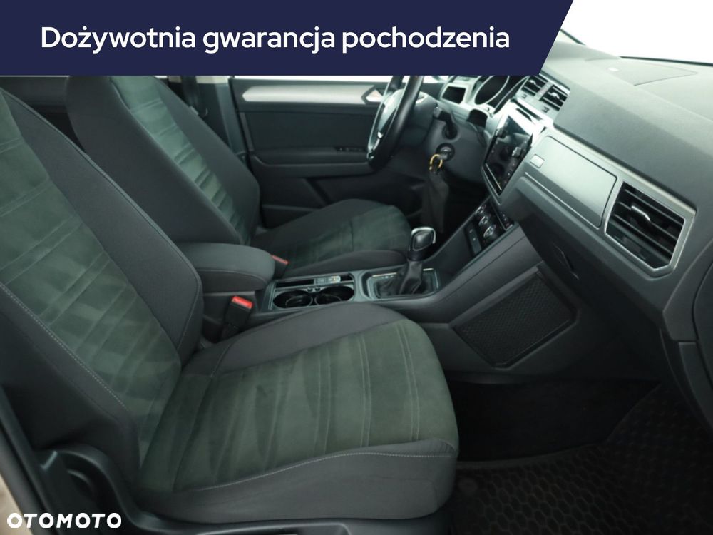 Volkswagen Touran - 9
