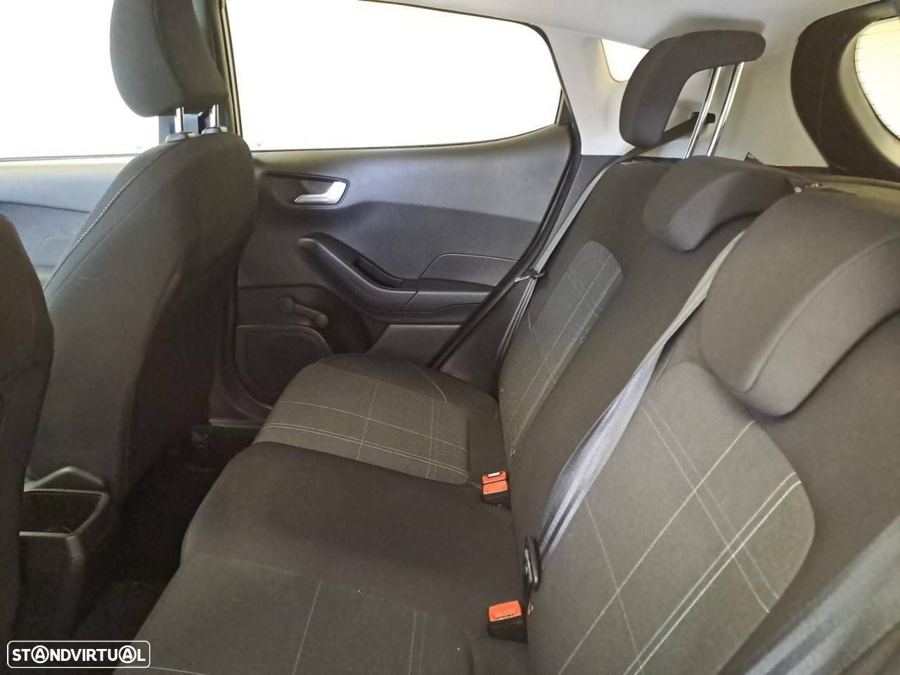 Ford Fiesta 1.1 Ti-VCT Business - 10
