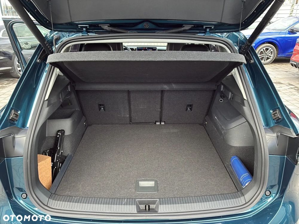 Volkswagen Tiguan - 36