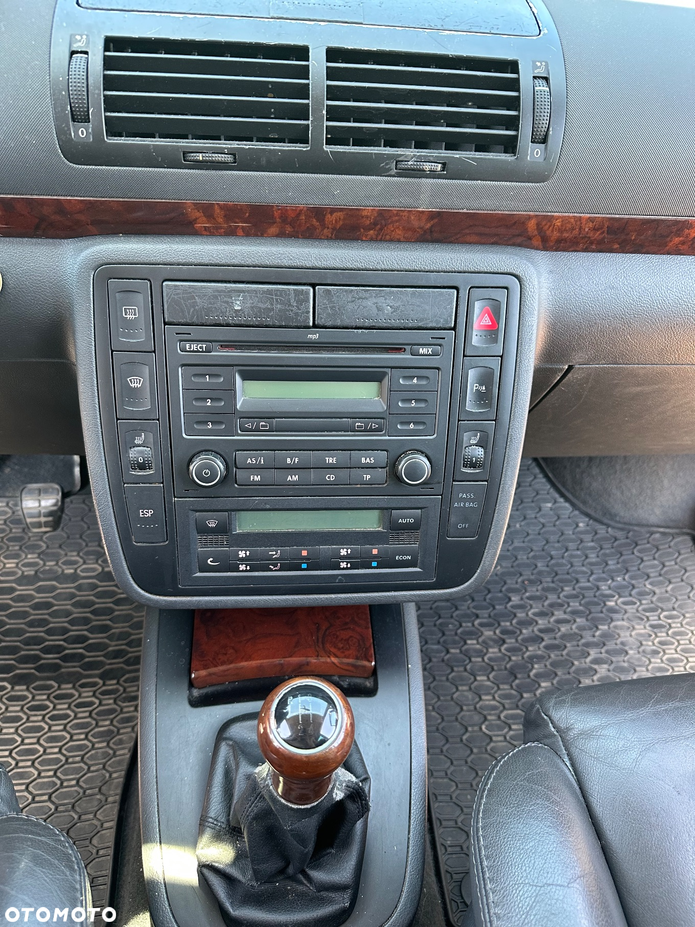 Volkswagen Sharan - 15