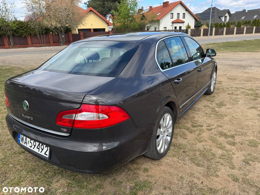 Skoda Superb 1.8 TSI Platinum - 9