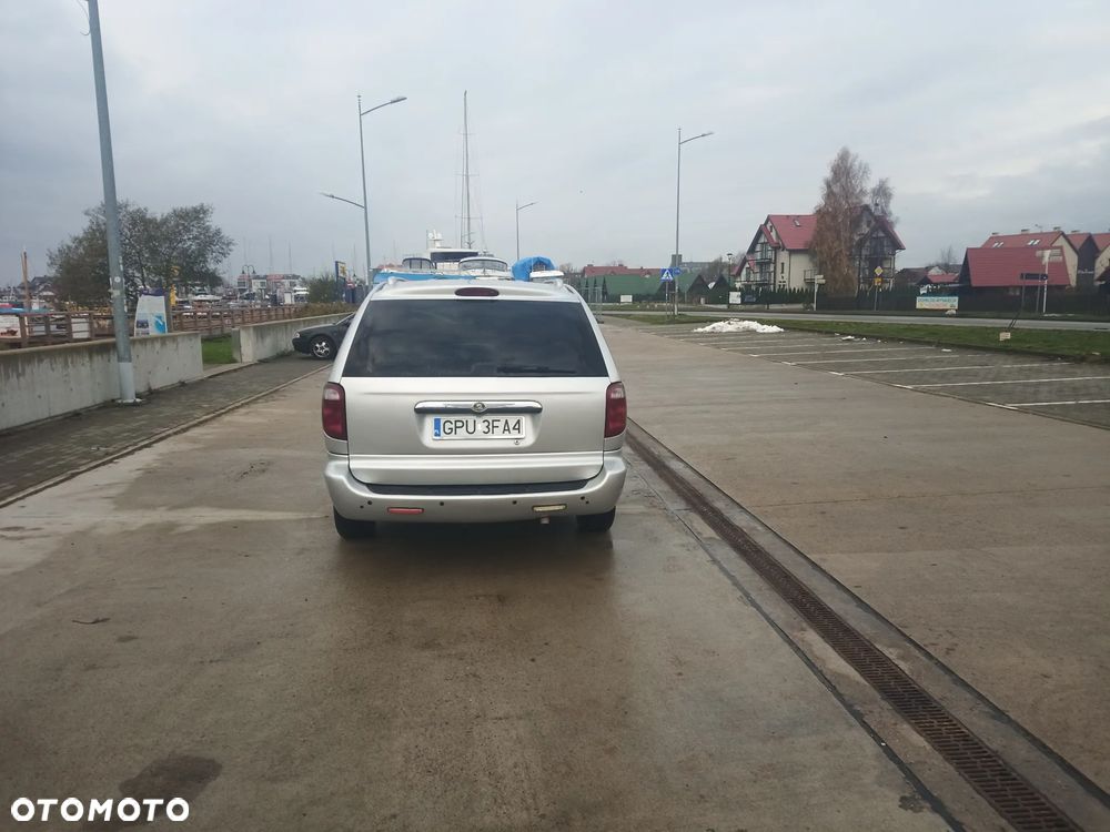 Chrysler Town & Country 3.8 - 5
