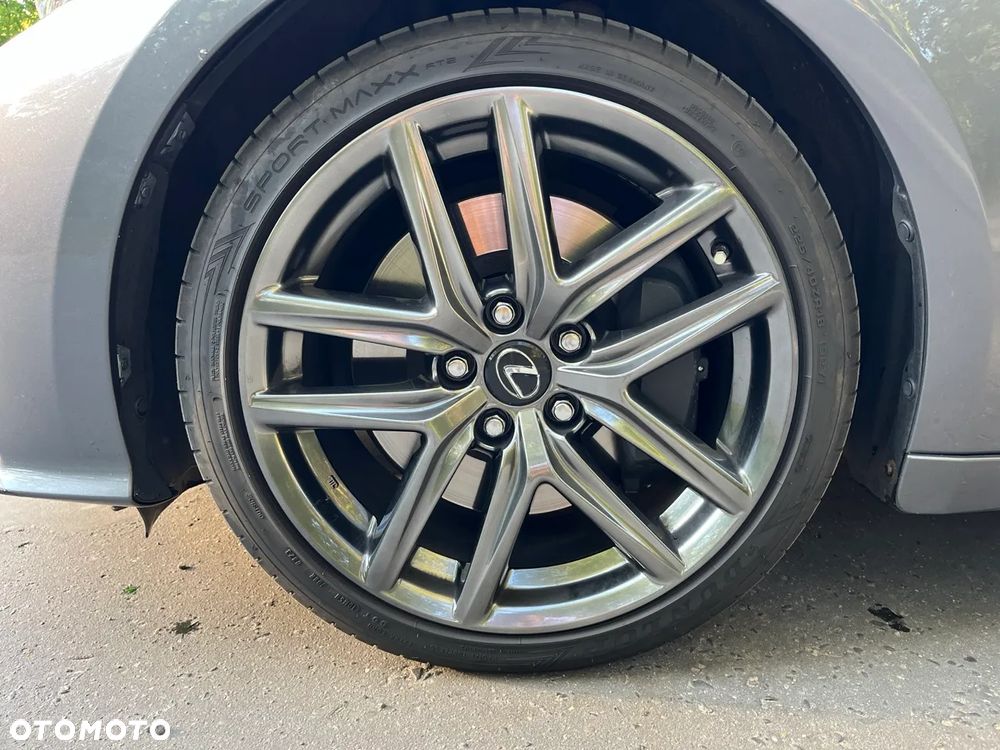 Lexus IS 200t F Impression - 15