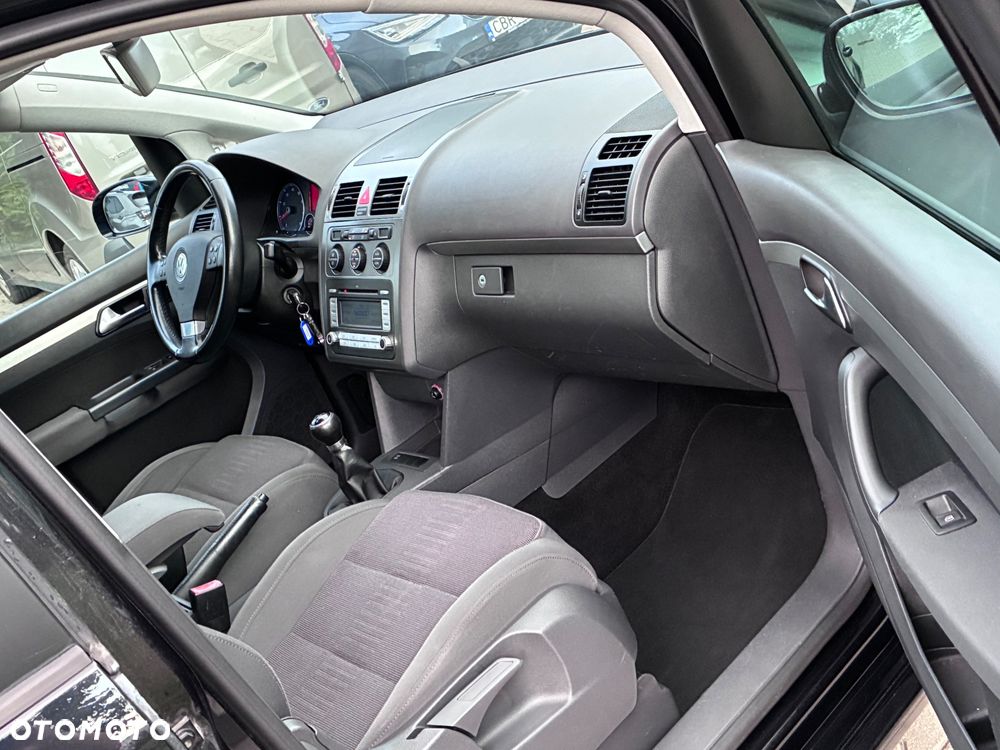 Volkswagen Touran 1.4 TSI Comfortline - 11